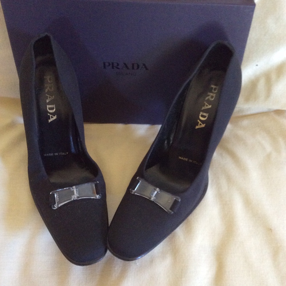 💯Prada Black Fabric Heels